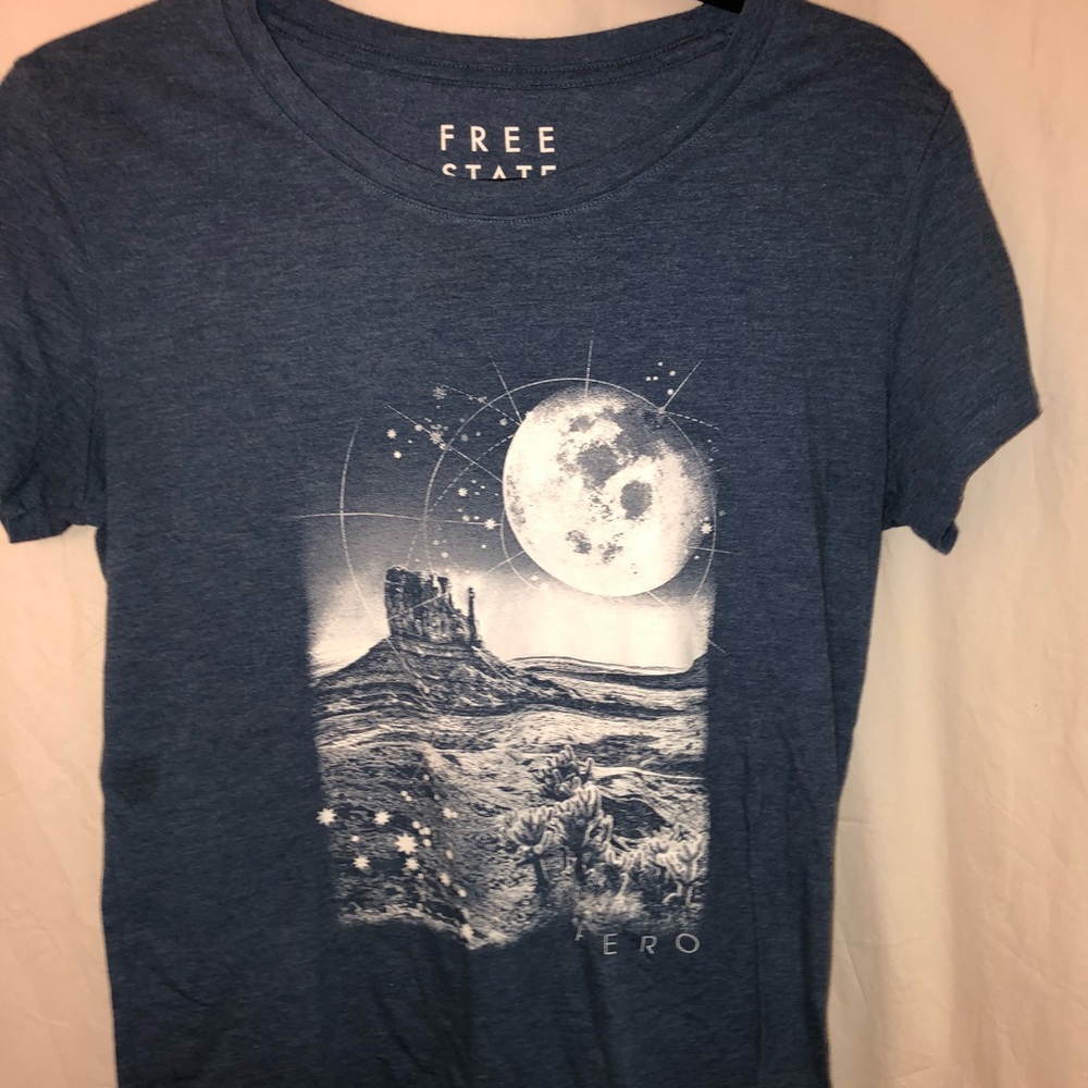 Short sleeved shirt